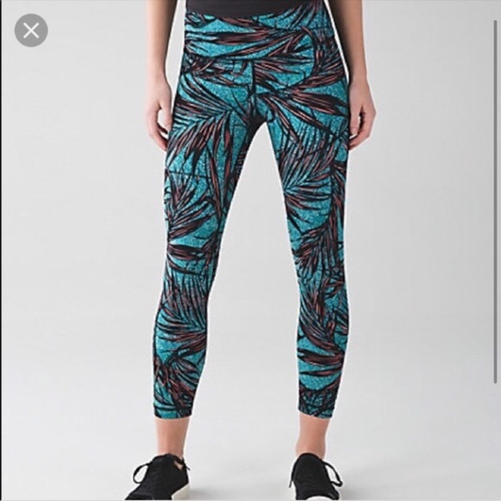 Lululemon luxtreme palm lace legging